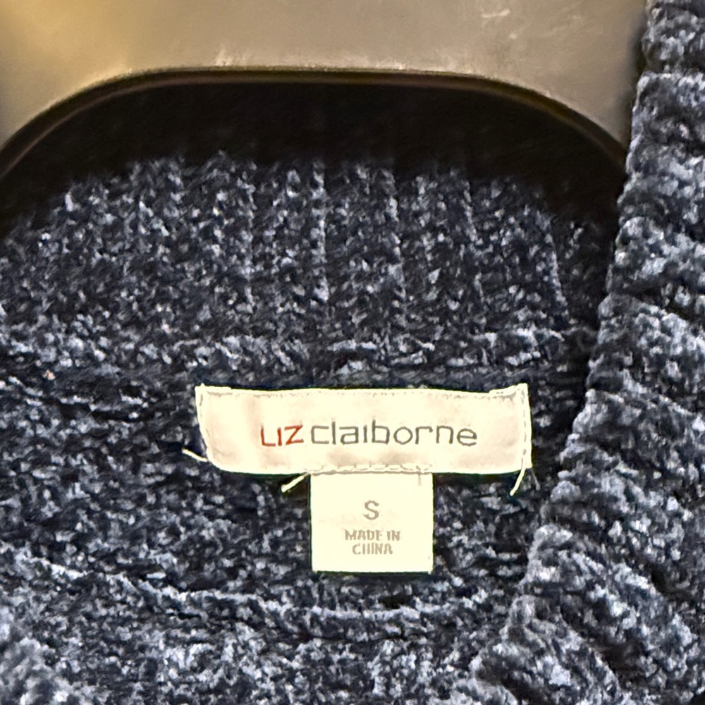 Liz Claiborne Textured Navy Blue Turtleneck Sweater - Picture 3 of 5
